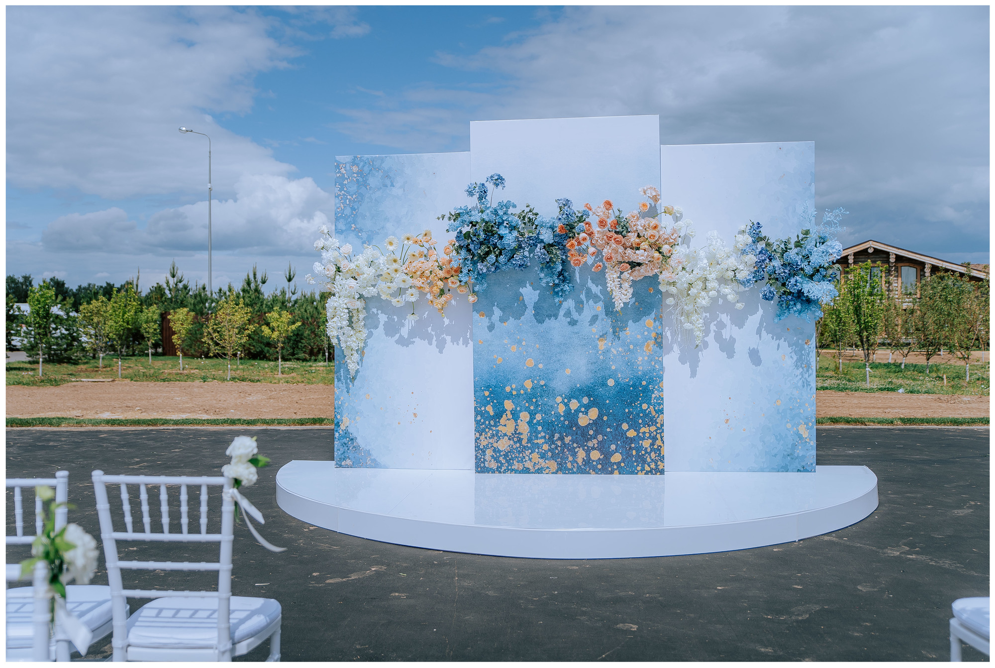 Подиум полукруг