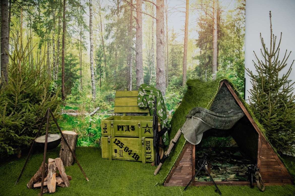 ФОТОЗОНА "23 ФЕВРАЛЯ"