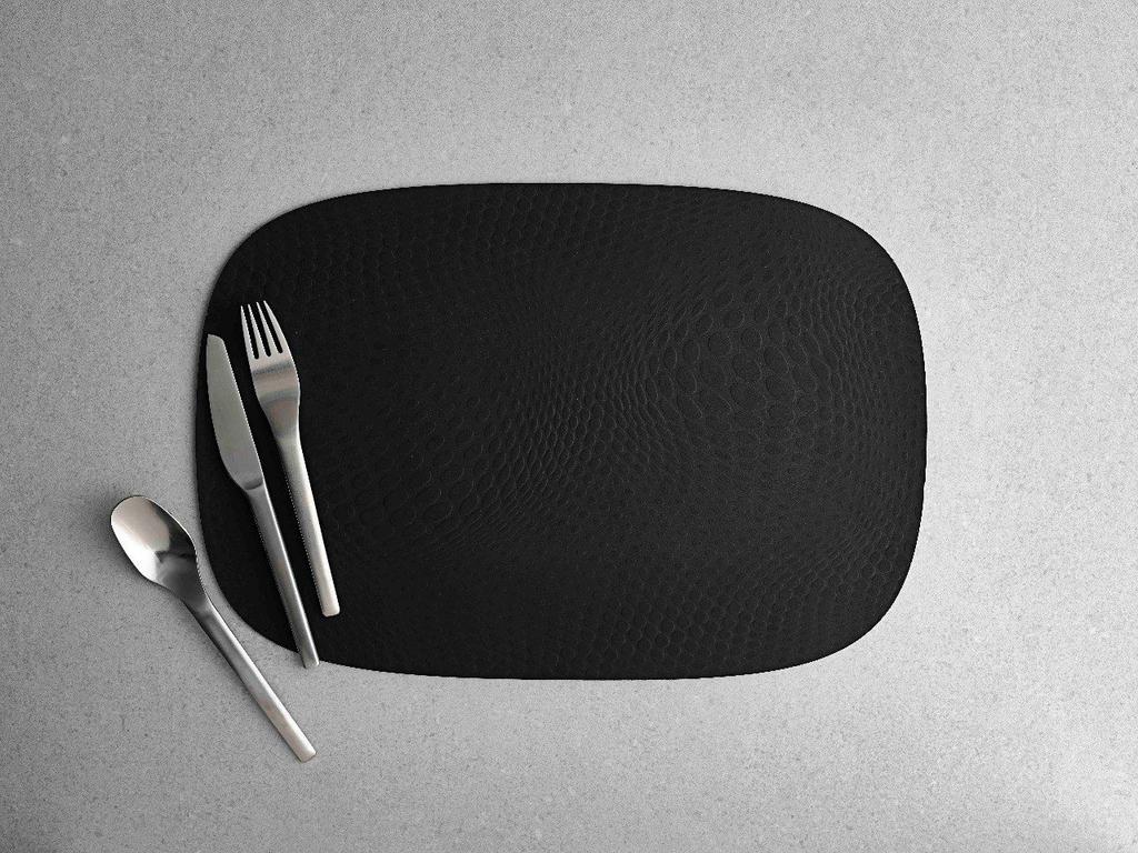 Aida Karim. Салфетка из переработанной кожи, цвет: pepper, 45x30,6 см