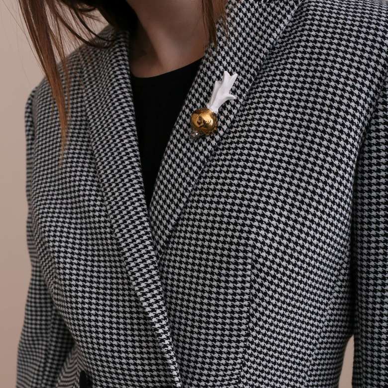 Брошь “Лук”