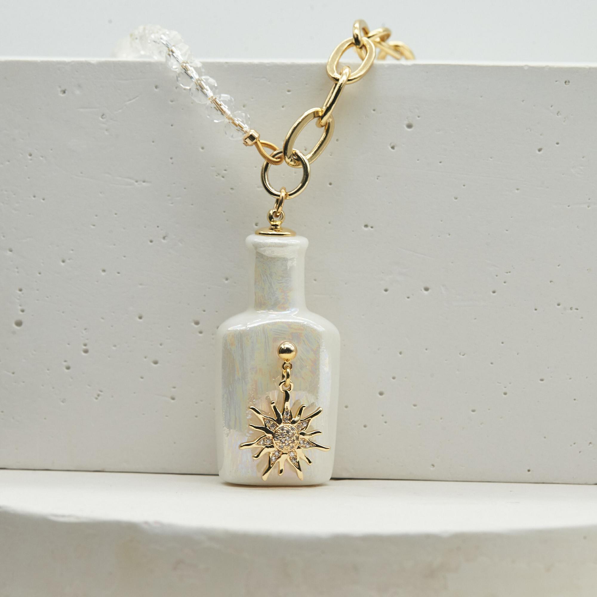 Колье Флакон №4 белый с перламутром, звездой и горным хрусталем