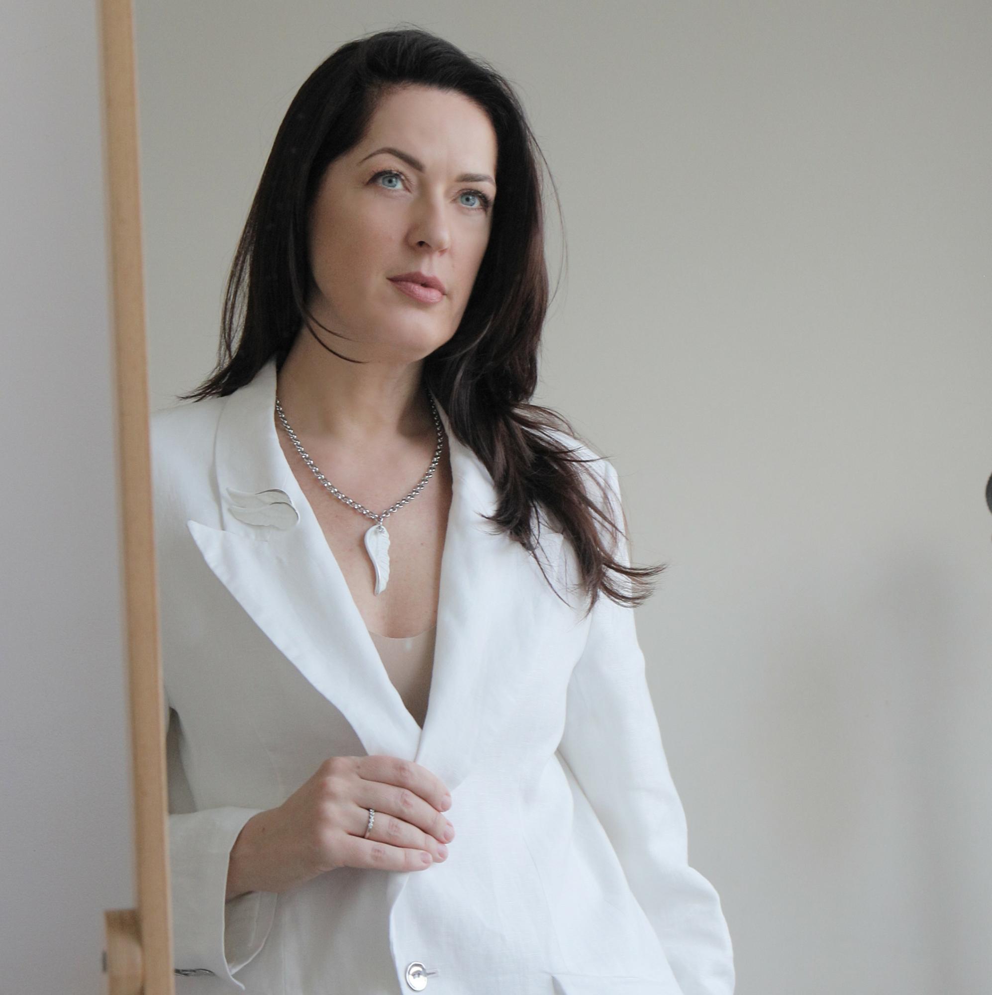 Кулон "Со мной ты расправишь Крылья" белый с платиной