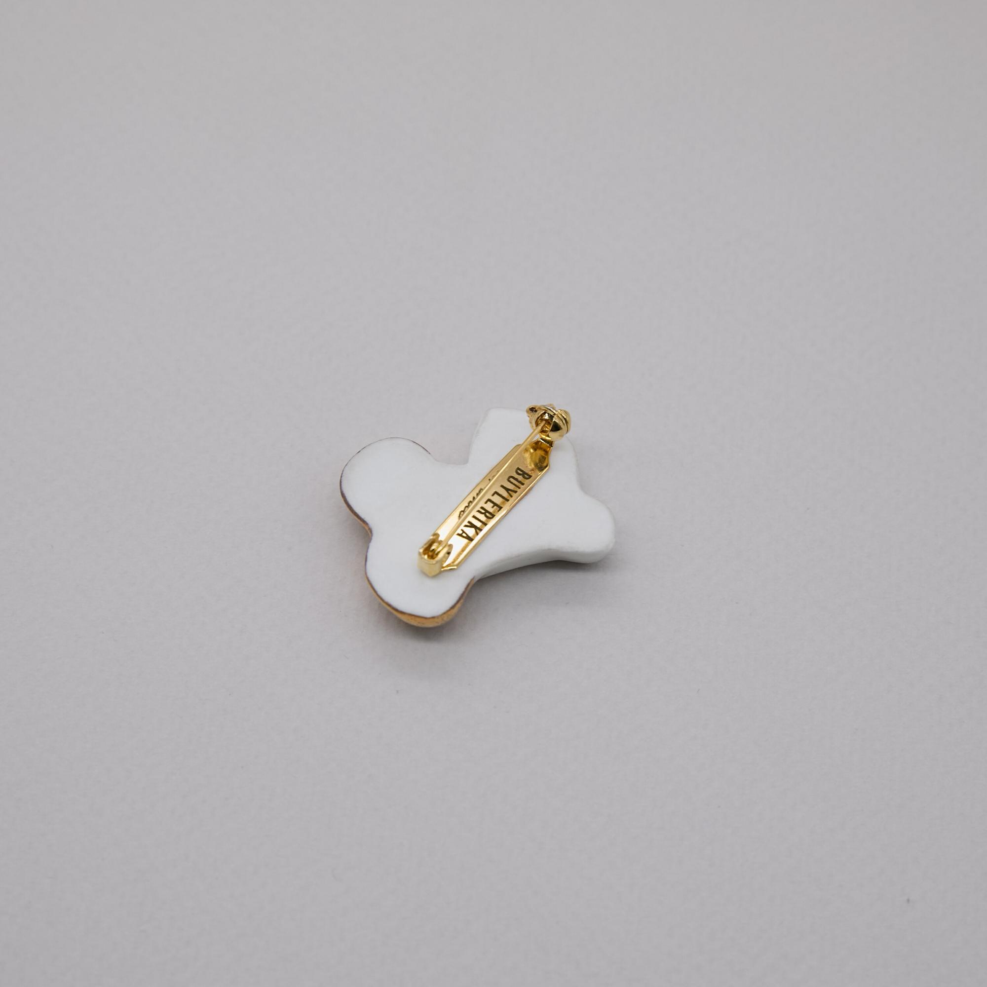 Брошь вишня белая в золоте