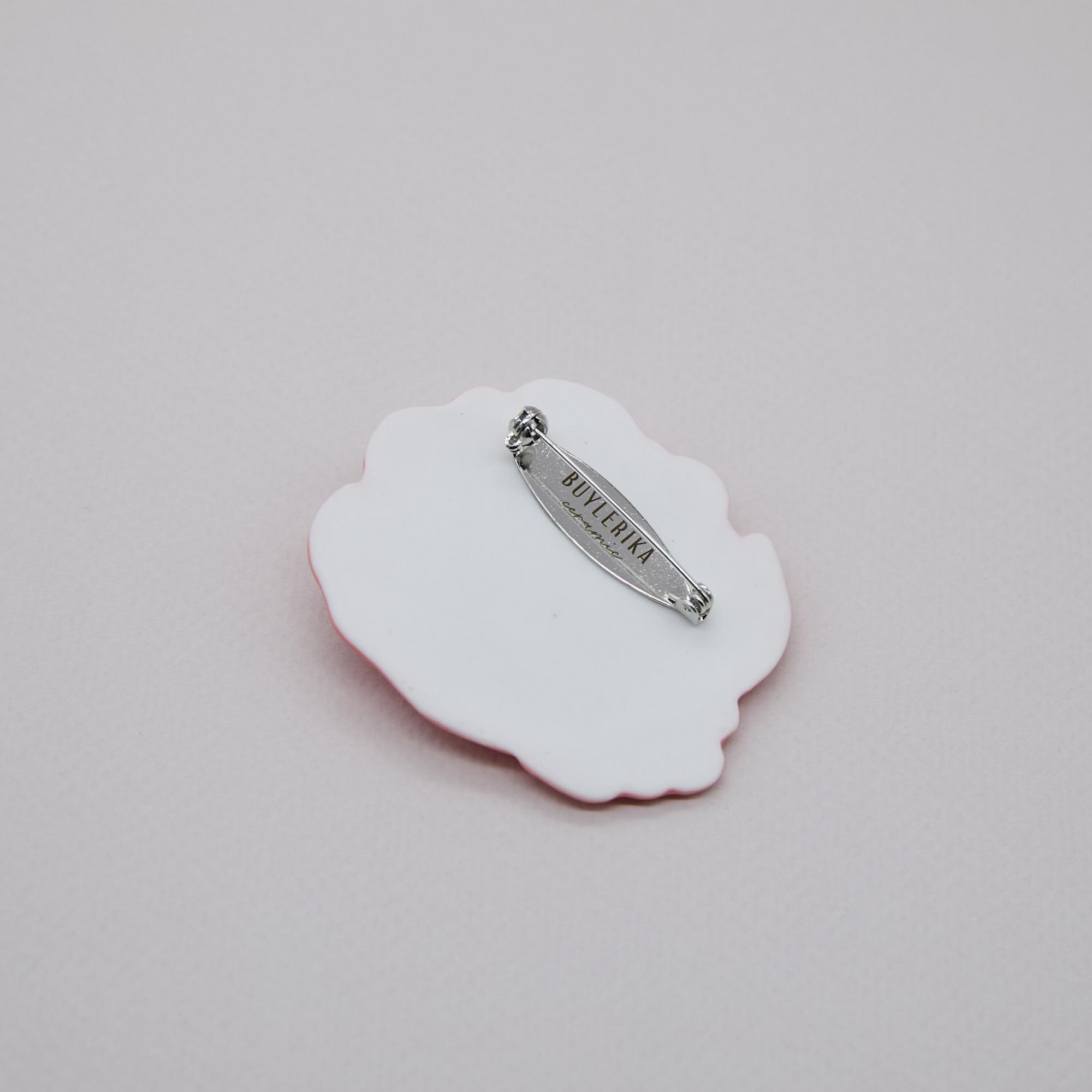 Брошь пион коралловая с золотом