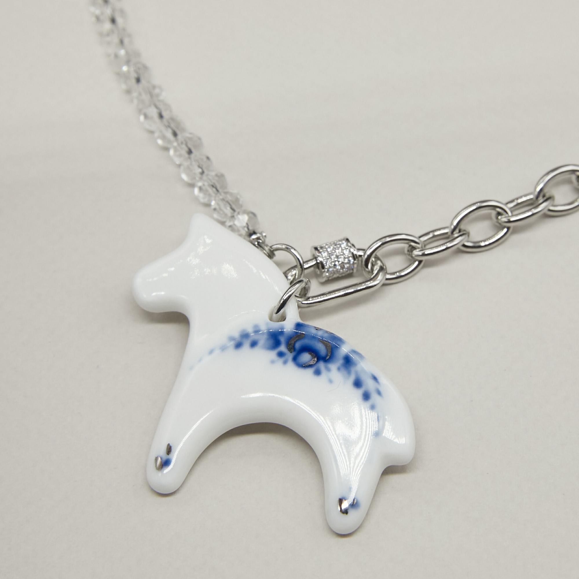 Колье коник роспись роза с хрустальным стеклом в платине