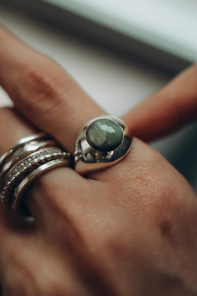 Кольцо с праземом