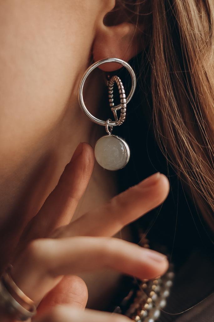 Серьги сфера с лунным камнем