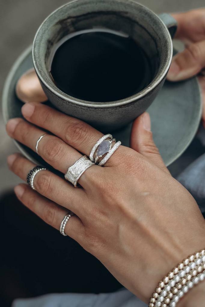 кольцо с танзанитом