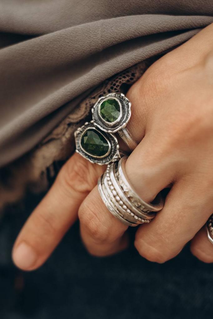 кольцо с хромдиапсидом