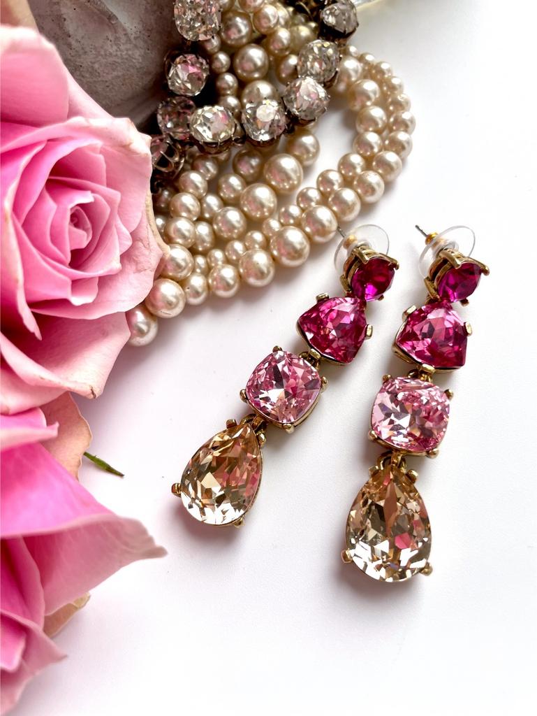 Сияющие серьги в розовых оттенках