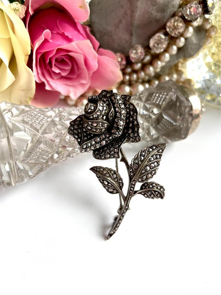 Брошь роза с марказитами