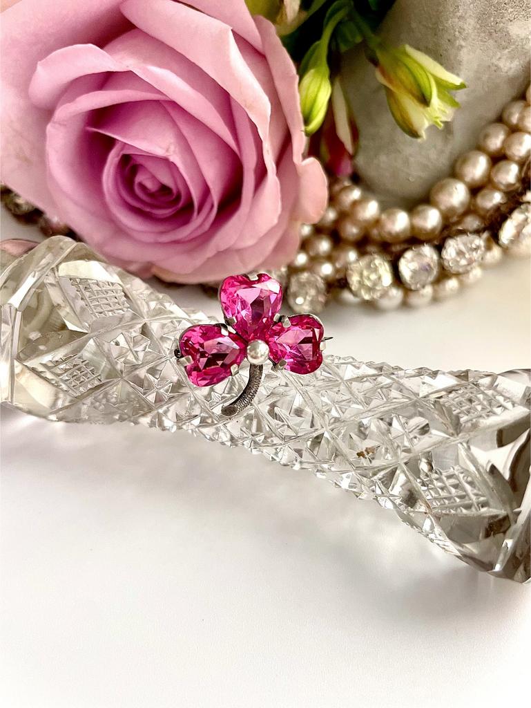 Брошь розовый клевер