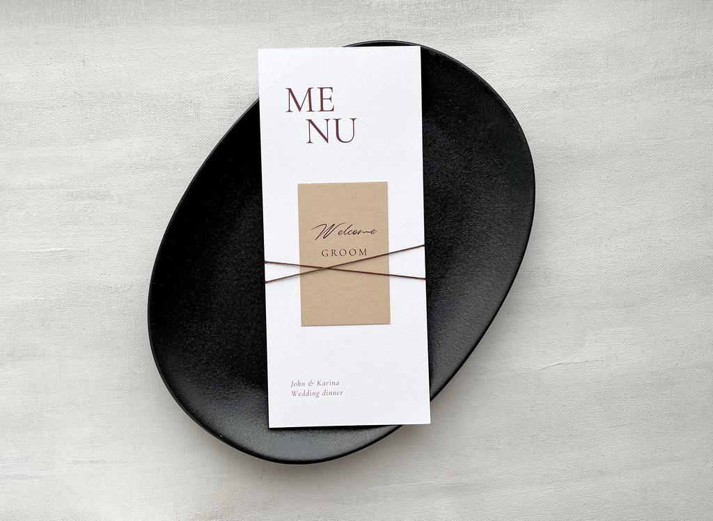 Двустороннее меню с биркой и нитью