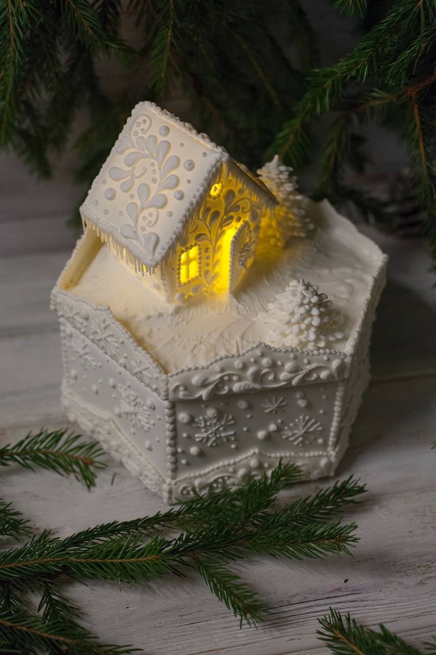 Уникальная пряничная шкатулка "Домик Снегурочки"