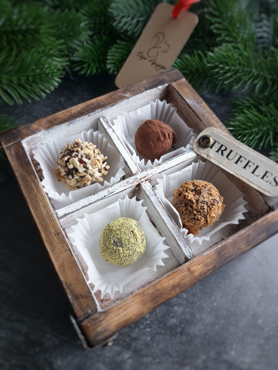 Конфеты трюфель ассорти в новогодней упаковке