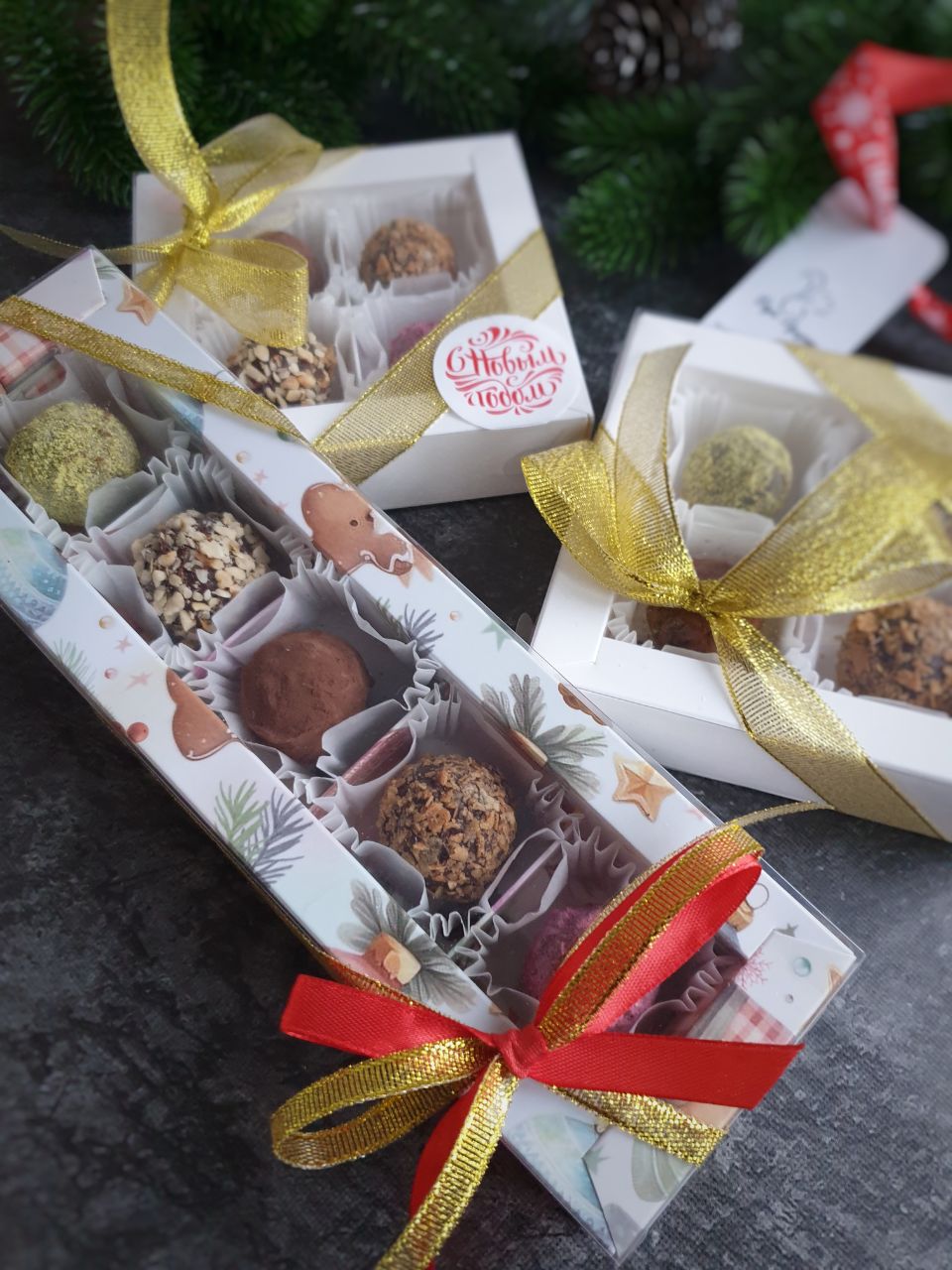 Конфеты трюфель ассорти в новогодней упаковке