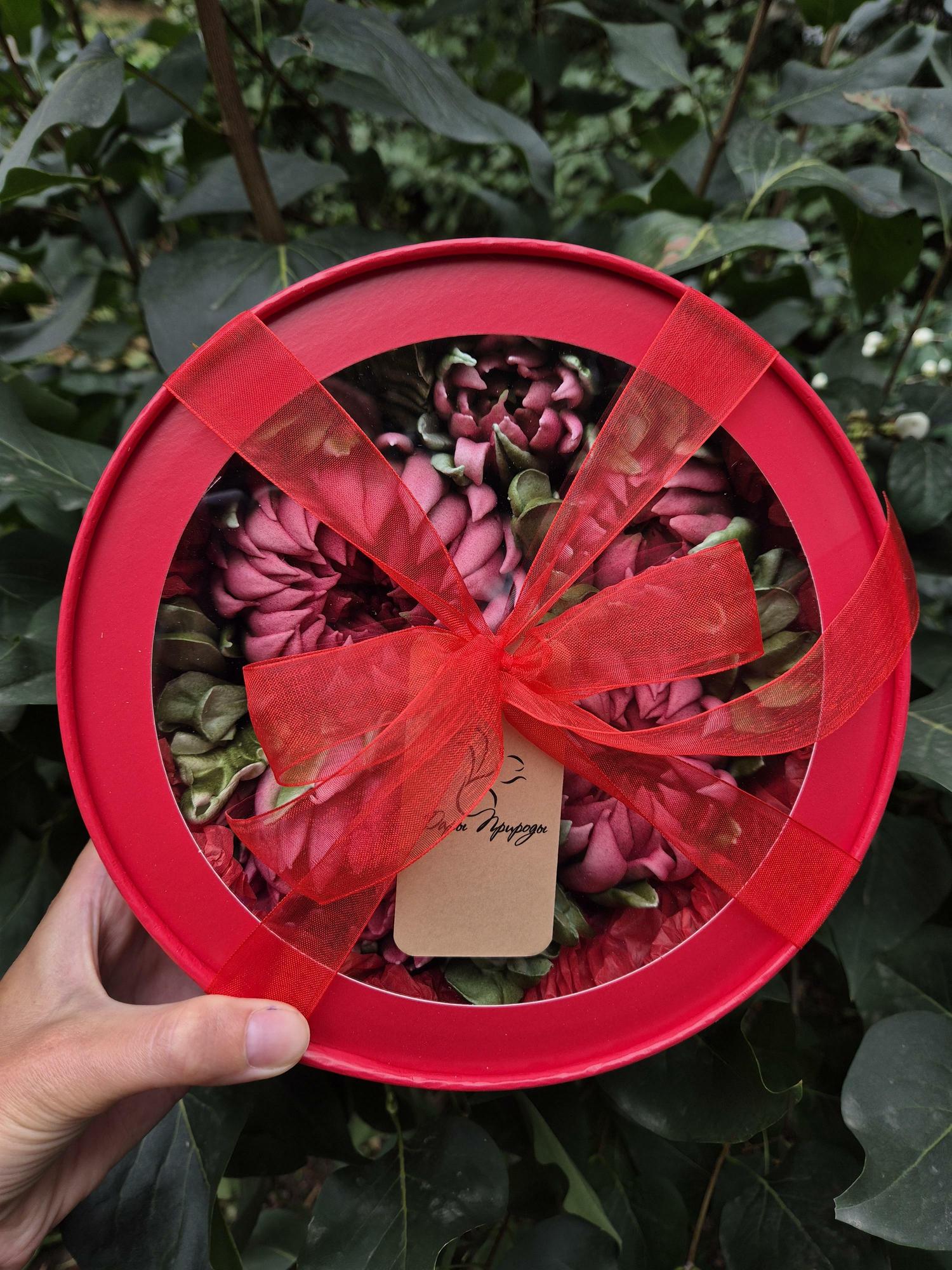 Осенний вариант композиции из зефирных хризантем