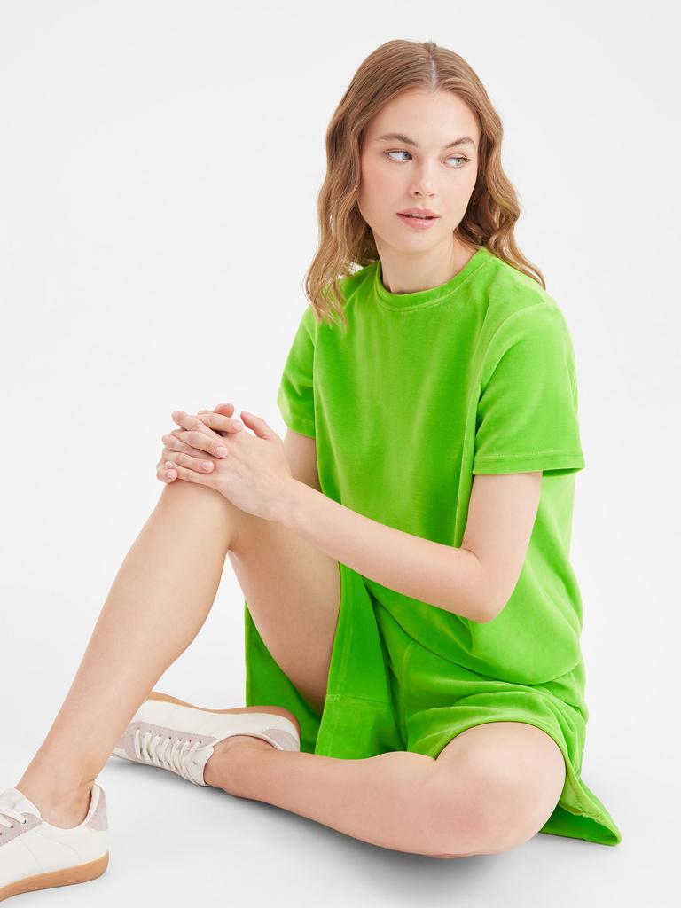 Костюм велюровый с шортами (лайм)