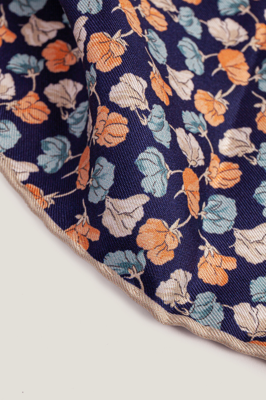 Шелковый платок 90х90