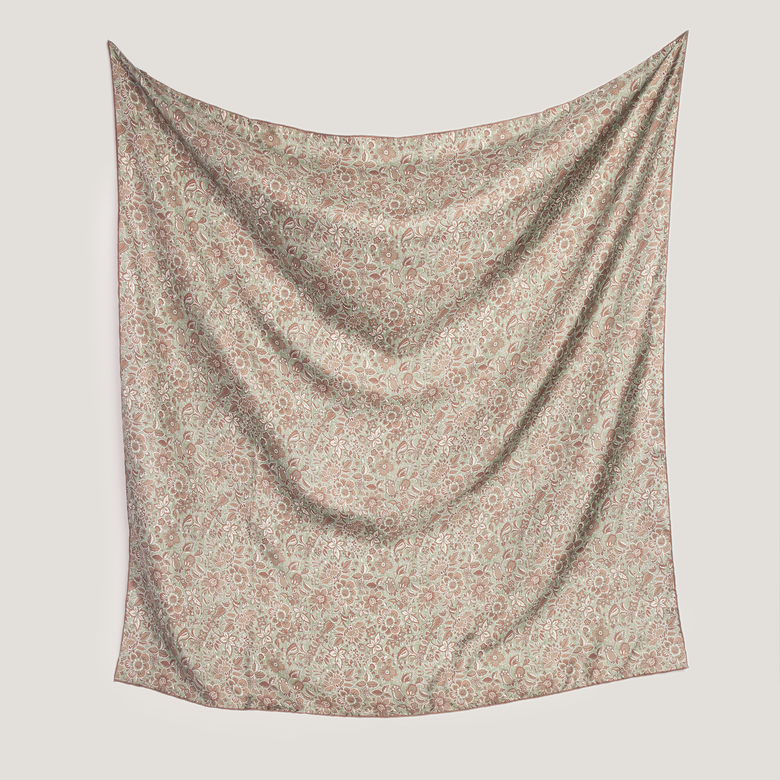 Шелковый платок 90х90