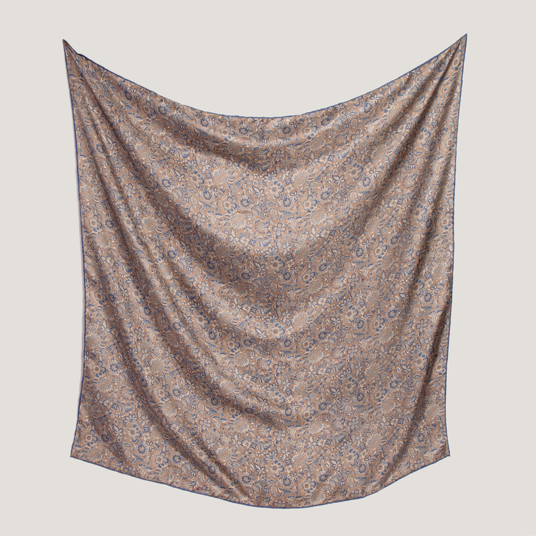 Шелковый платок 90х90