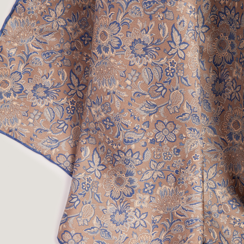 Шелковый платок 90х90