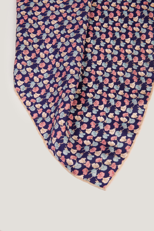 Шелковый платок 90х90