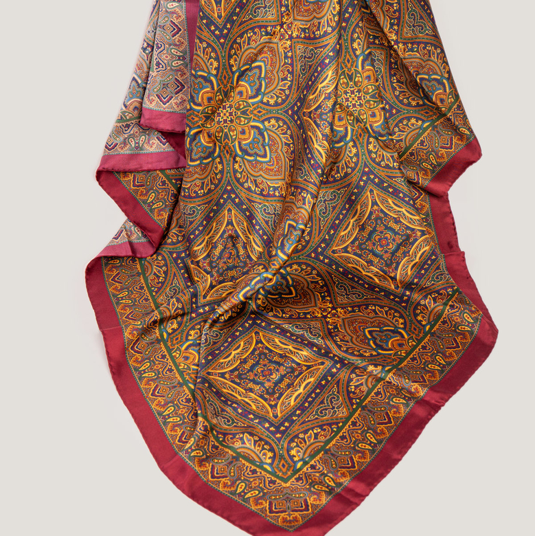 Шелковый платок 140х140