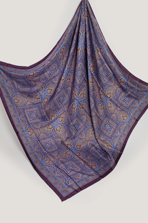 Шелковый платок 140х140