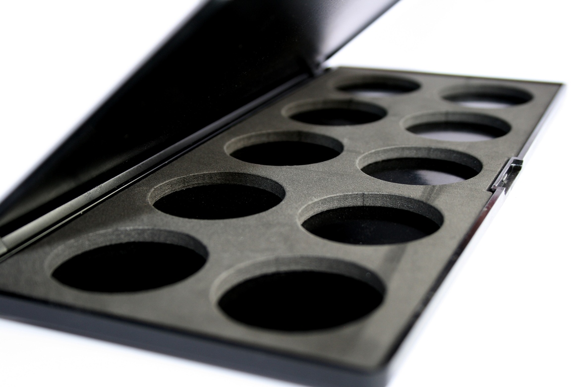 Пустой бокс для теней на 10 цветов