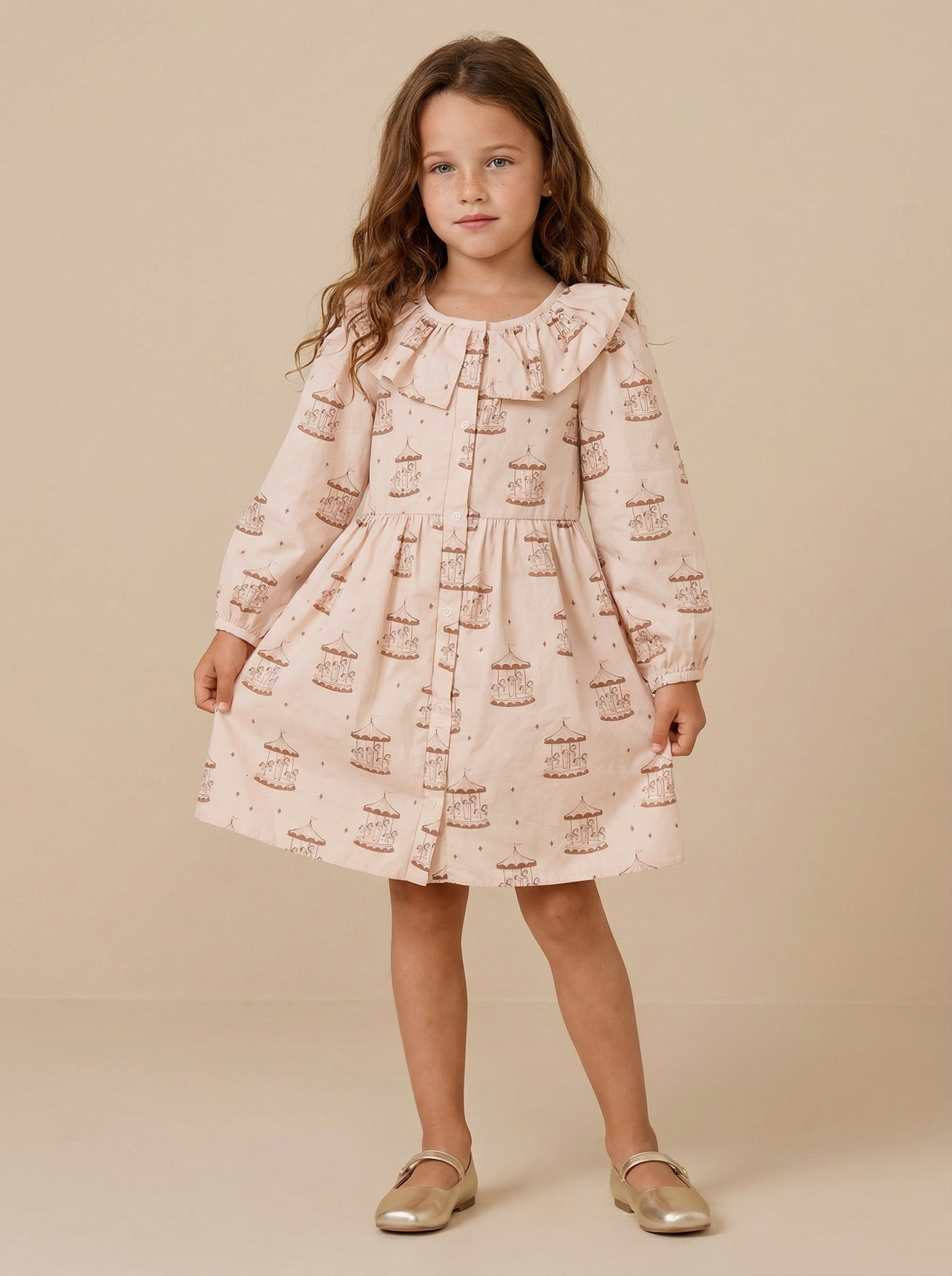 Платье с воротником в принте "Карусель"