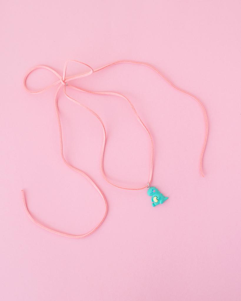 Шнурок с динозавриком