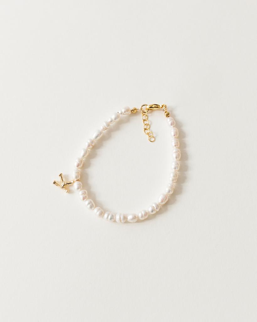 Браслет base 07 с буквой