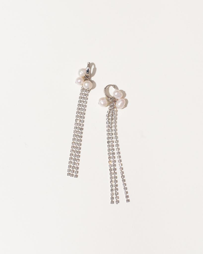 Серьги со стразами и жемчугом