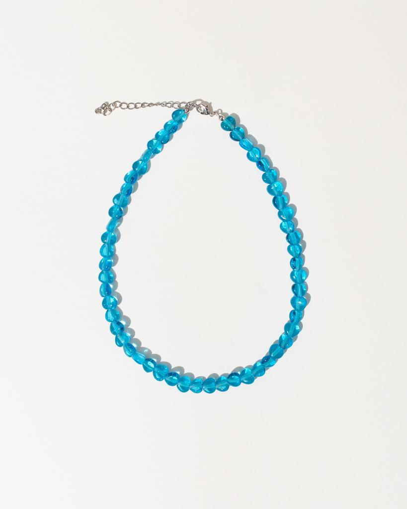 Чокер из голубого стекла