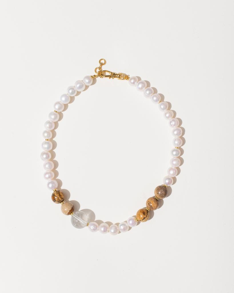 Чокер из жемчуга с яшмной