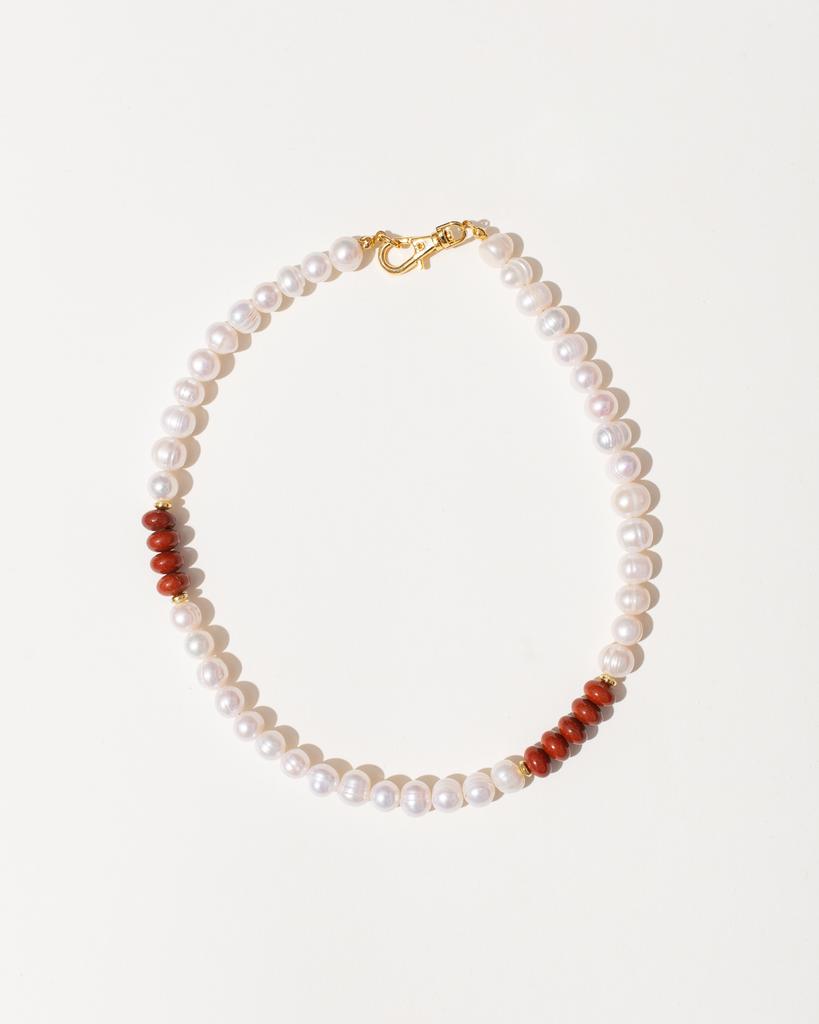 Чокер с сердоликом