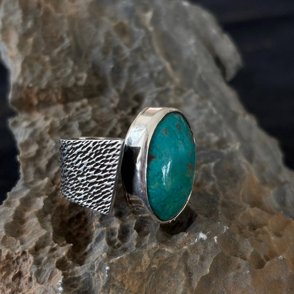 кольцо из натуральной бирюзы