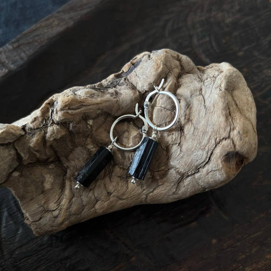 серьги из кристаллов черного турмалина