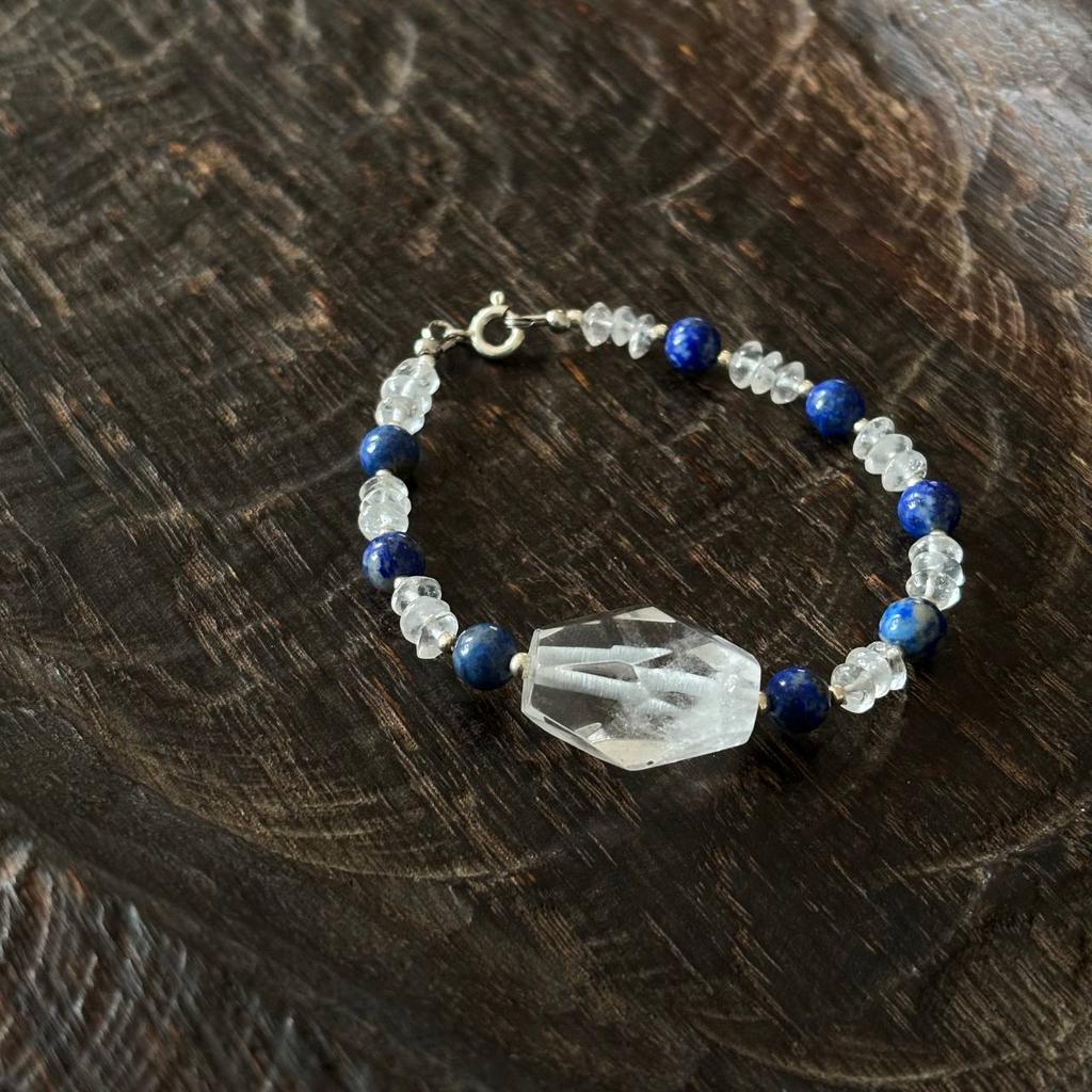браслет из хрусталя с лазуритом