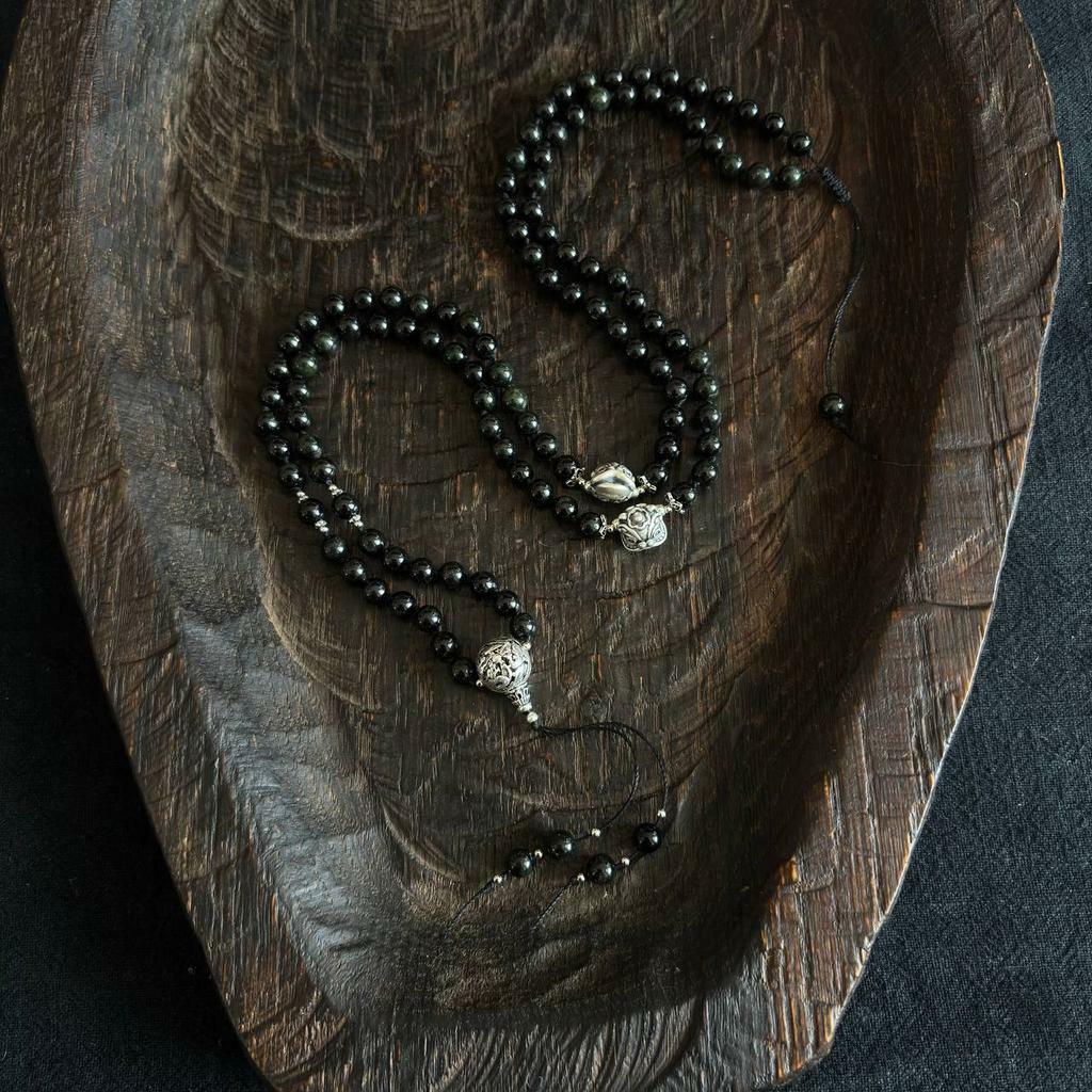 мала из звездчатого диопсида с драконами