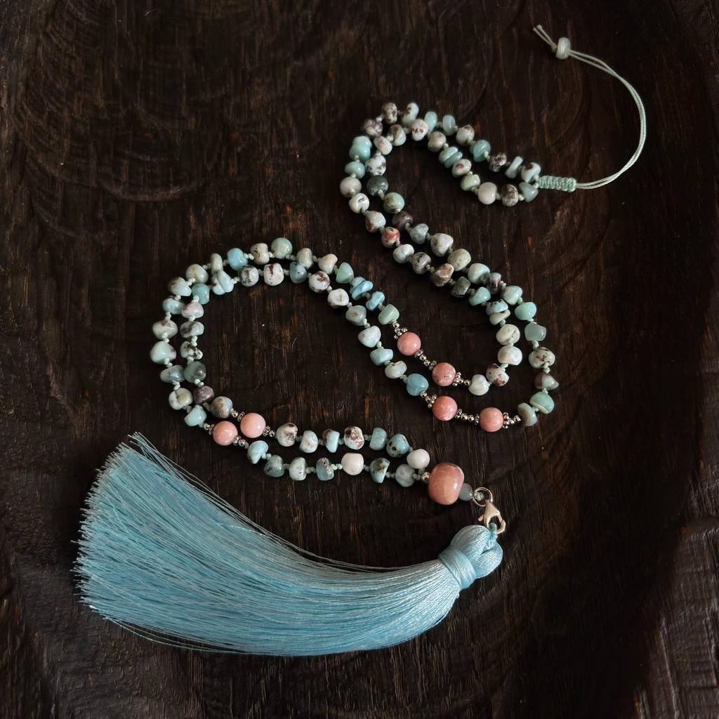 мала из ларимара с кистью