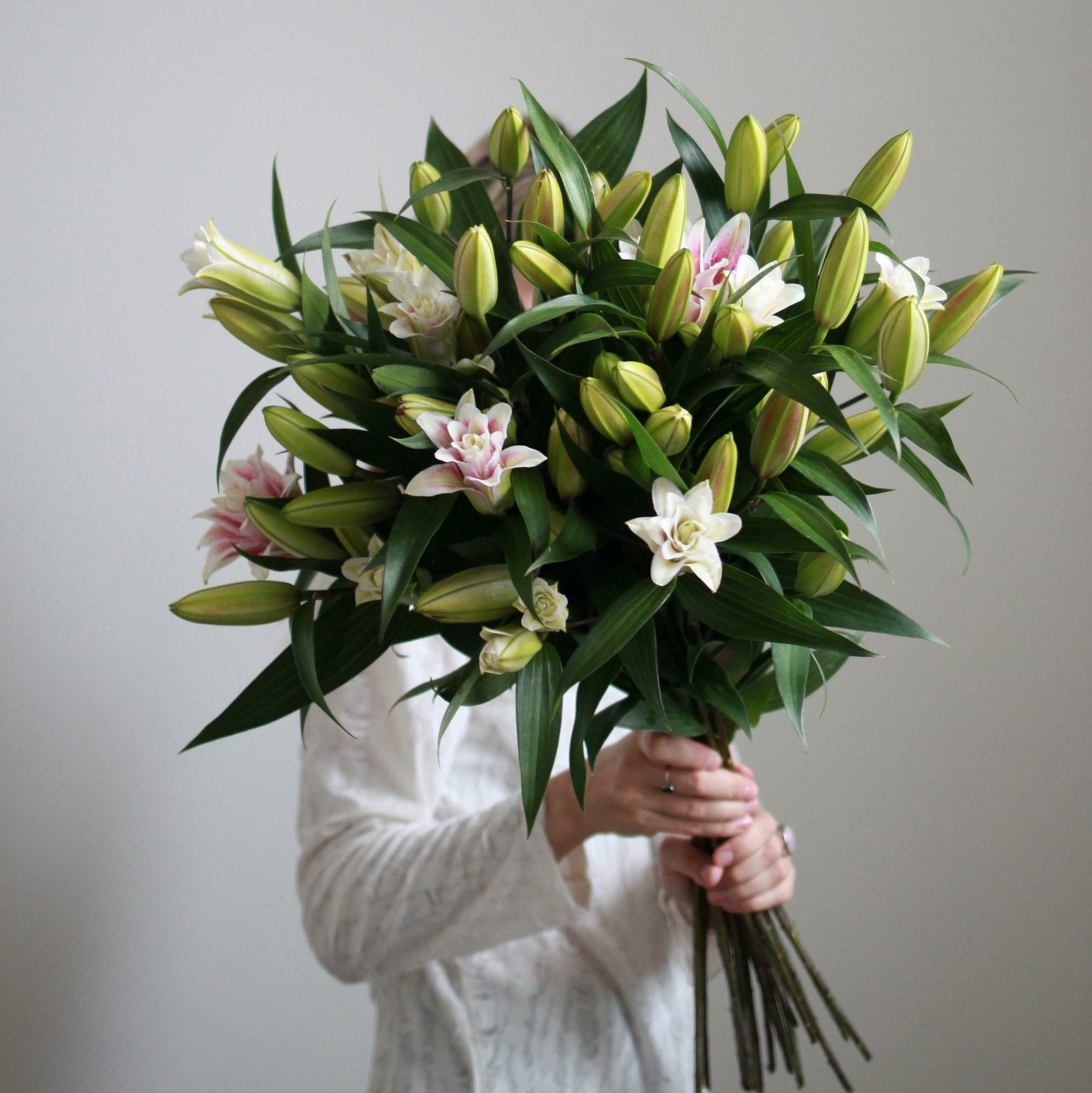 Букет лилий