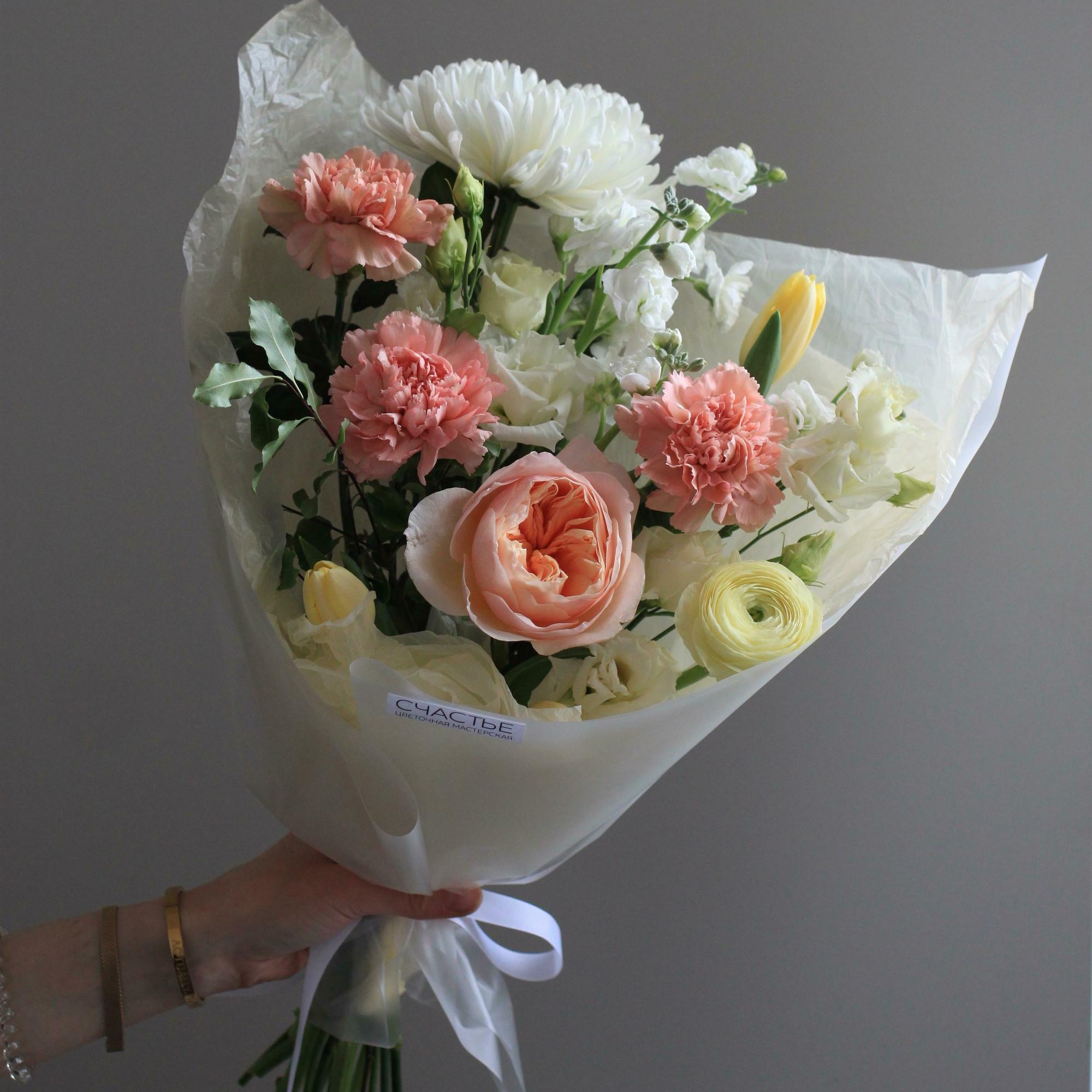 Кремово-карамельный букет