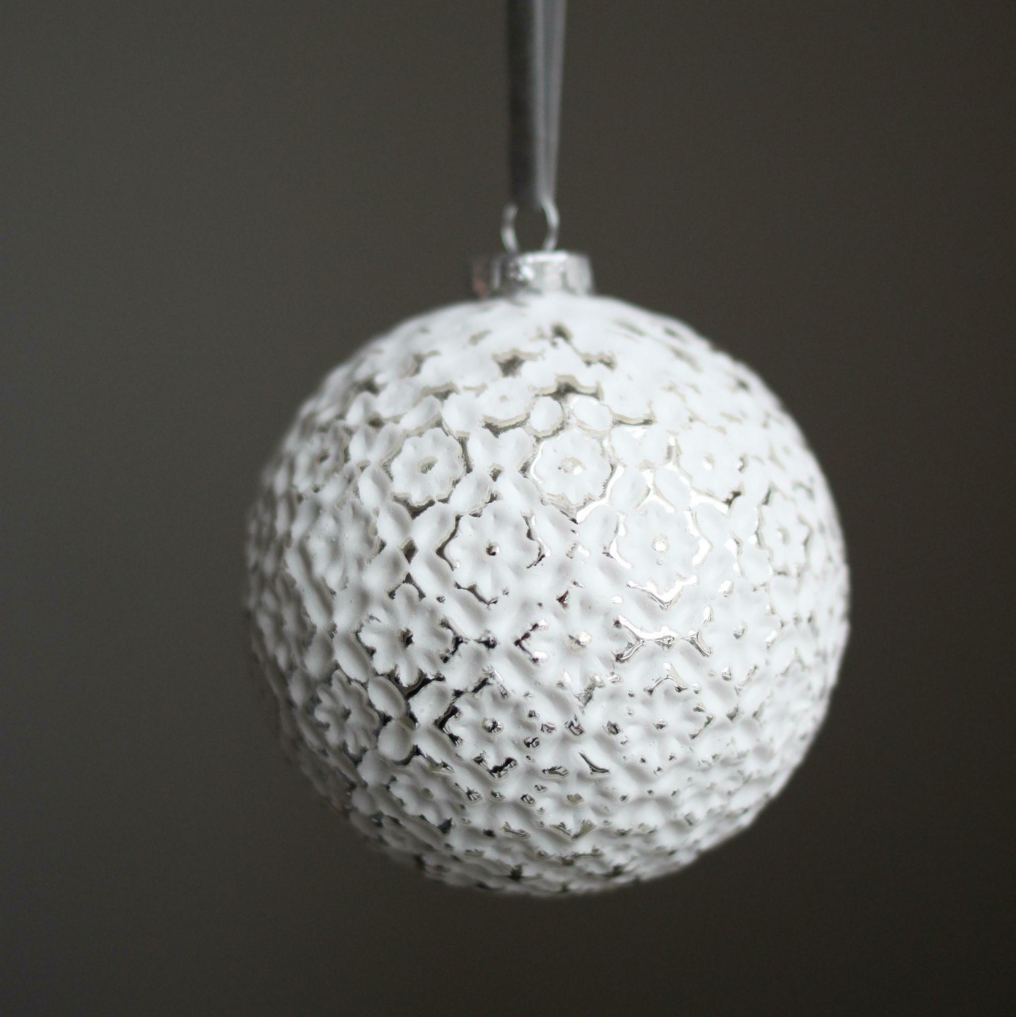 Шар Винтаж белый