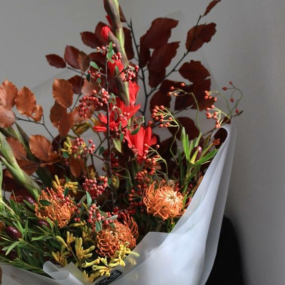 Осенний букет с листьями