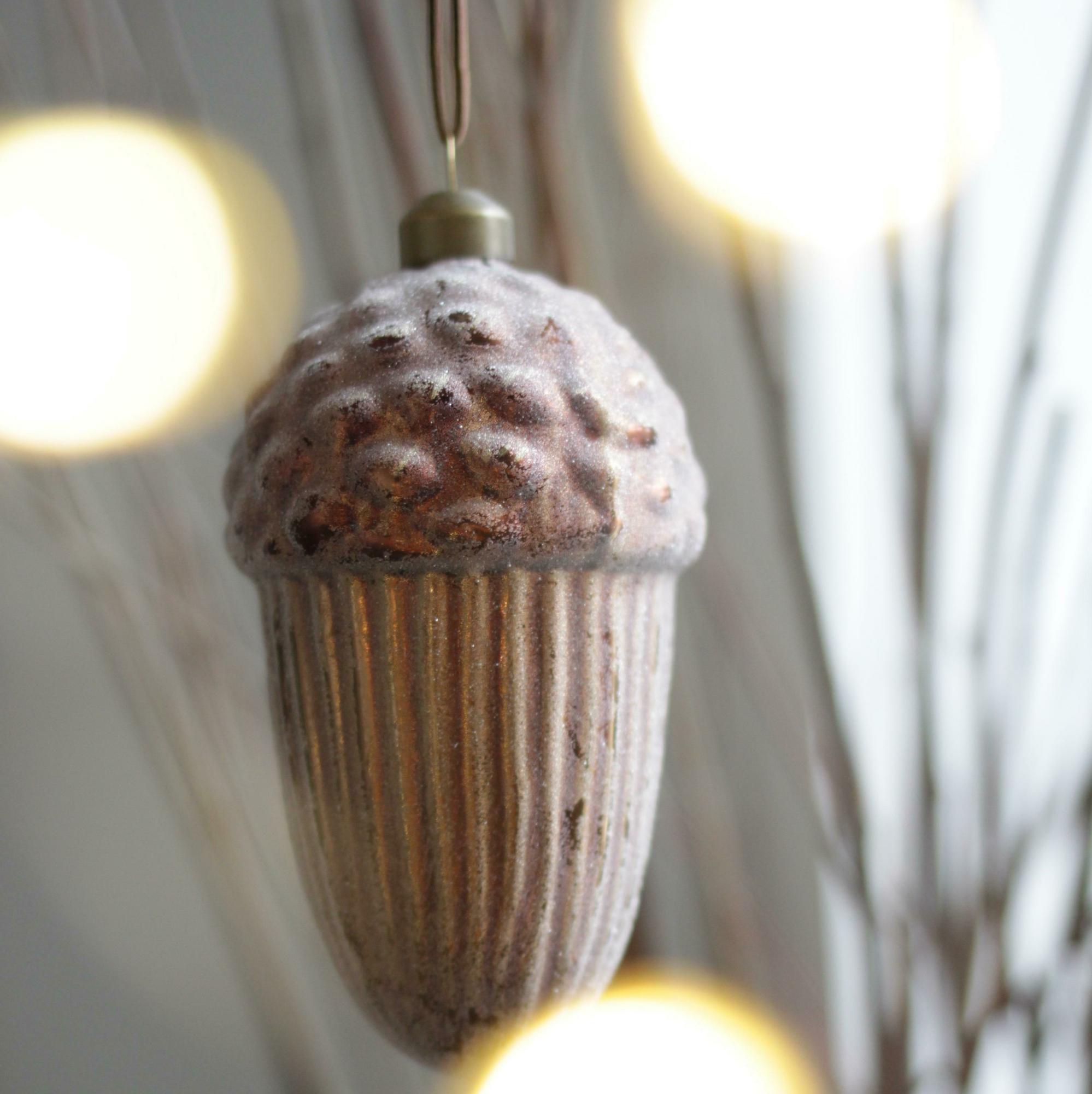 Игрушка Желудь большой