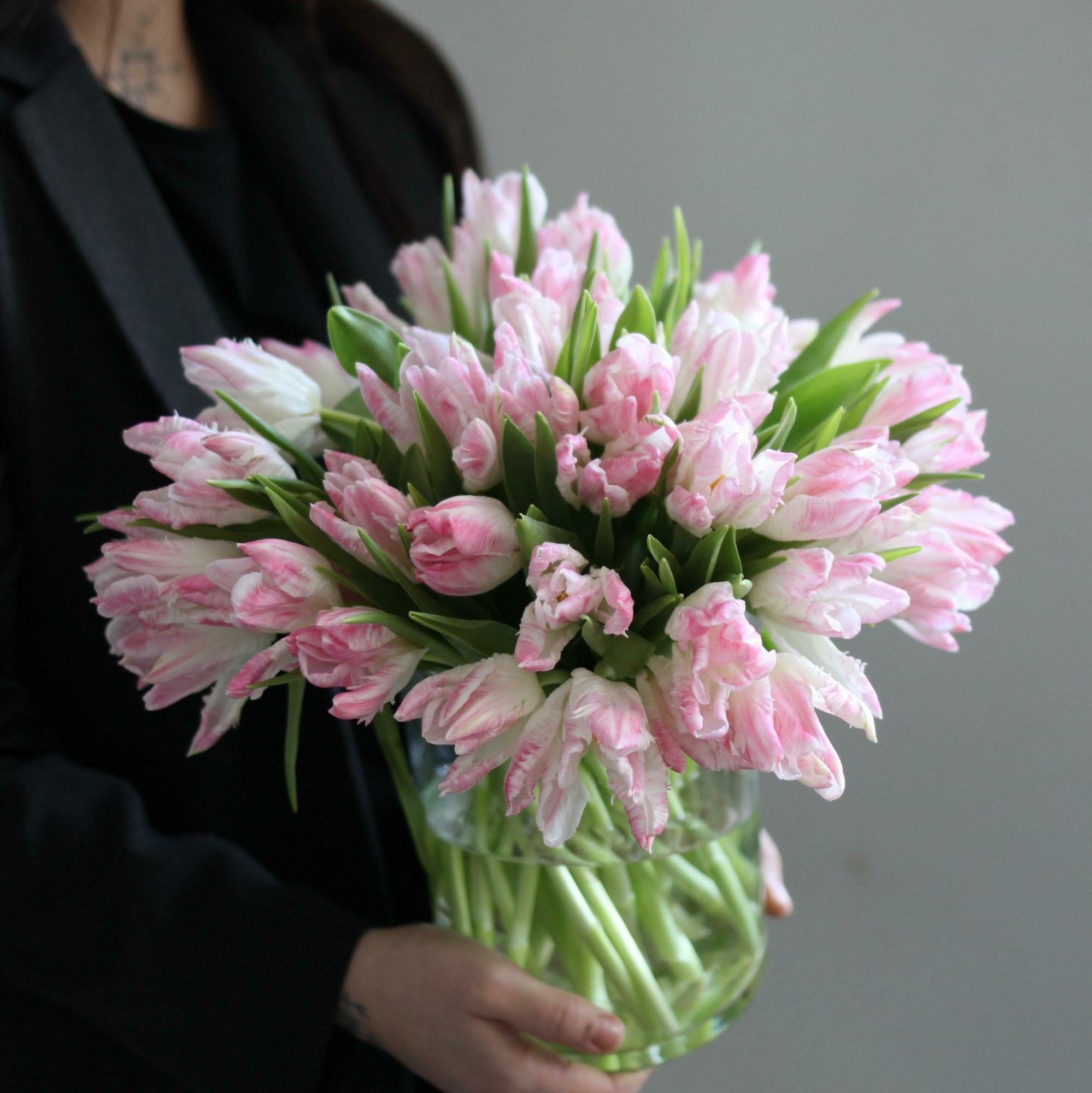 Нежные кружевные тюльпаны