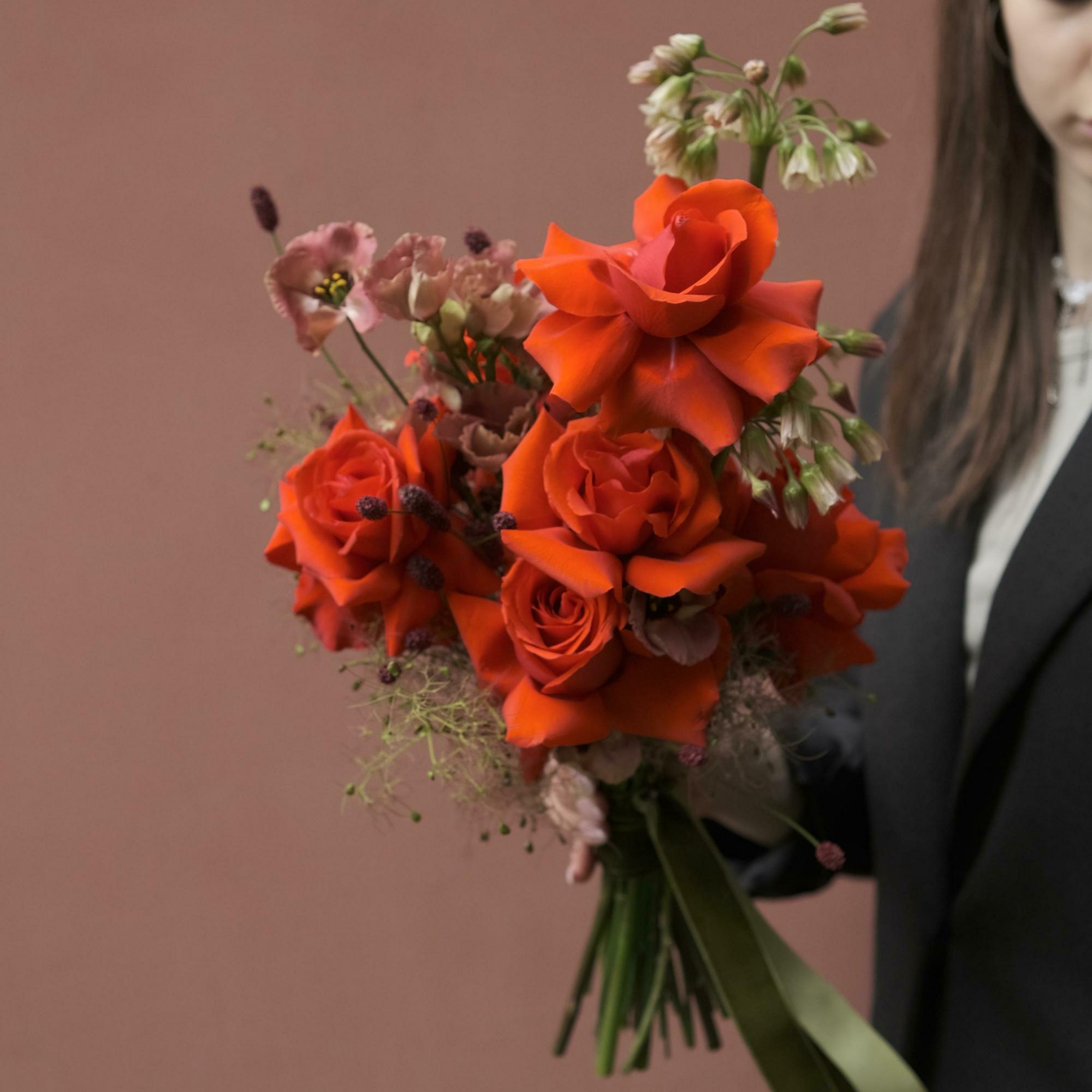 Букет невесты с розами Нина