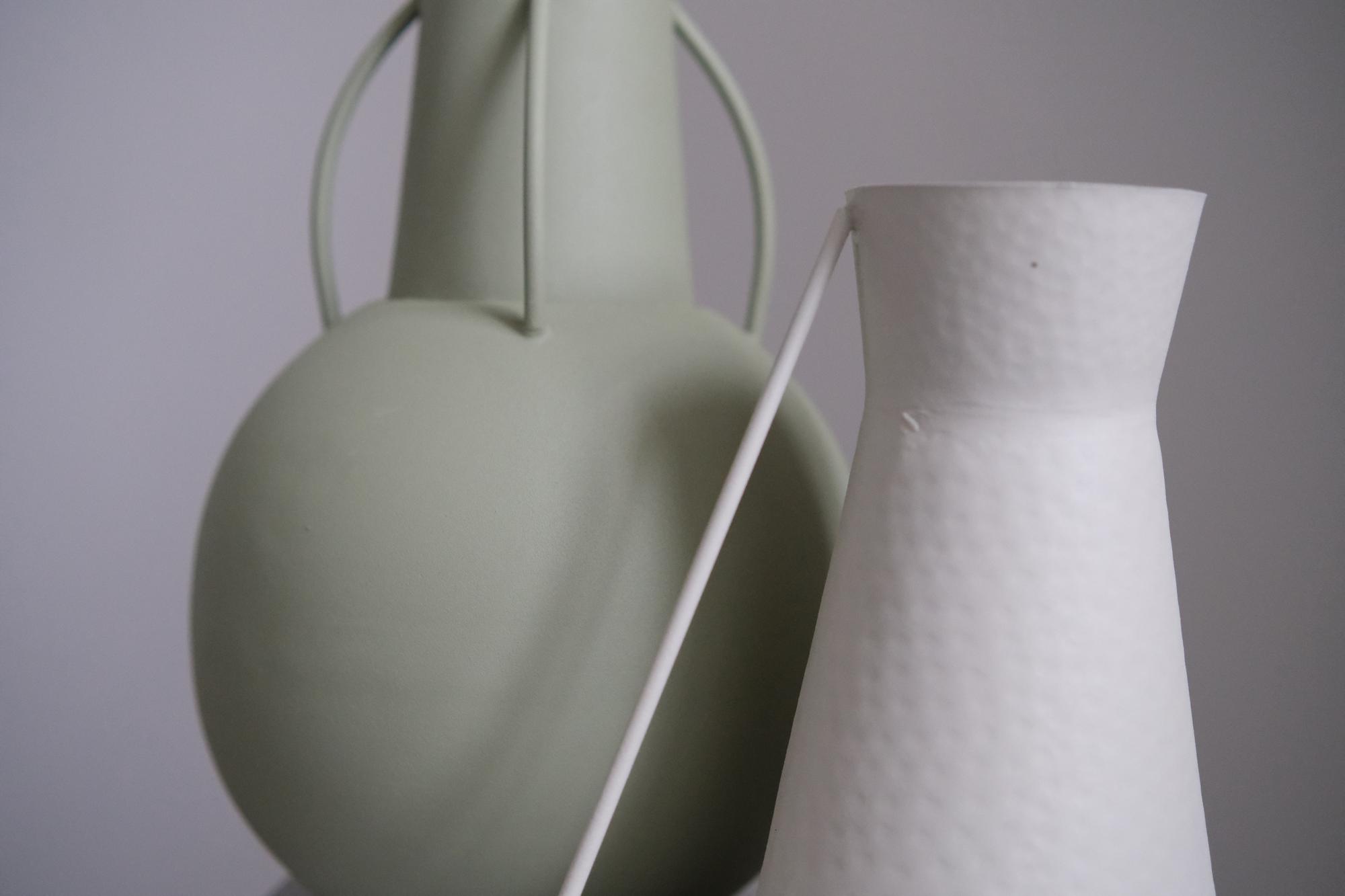 Ваза металлическая зеленая